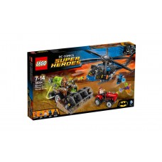 LEGO Конструктор Batman: Опудало збирає врожай страху, 76054